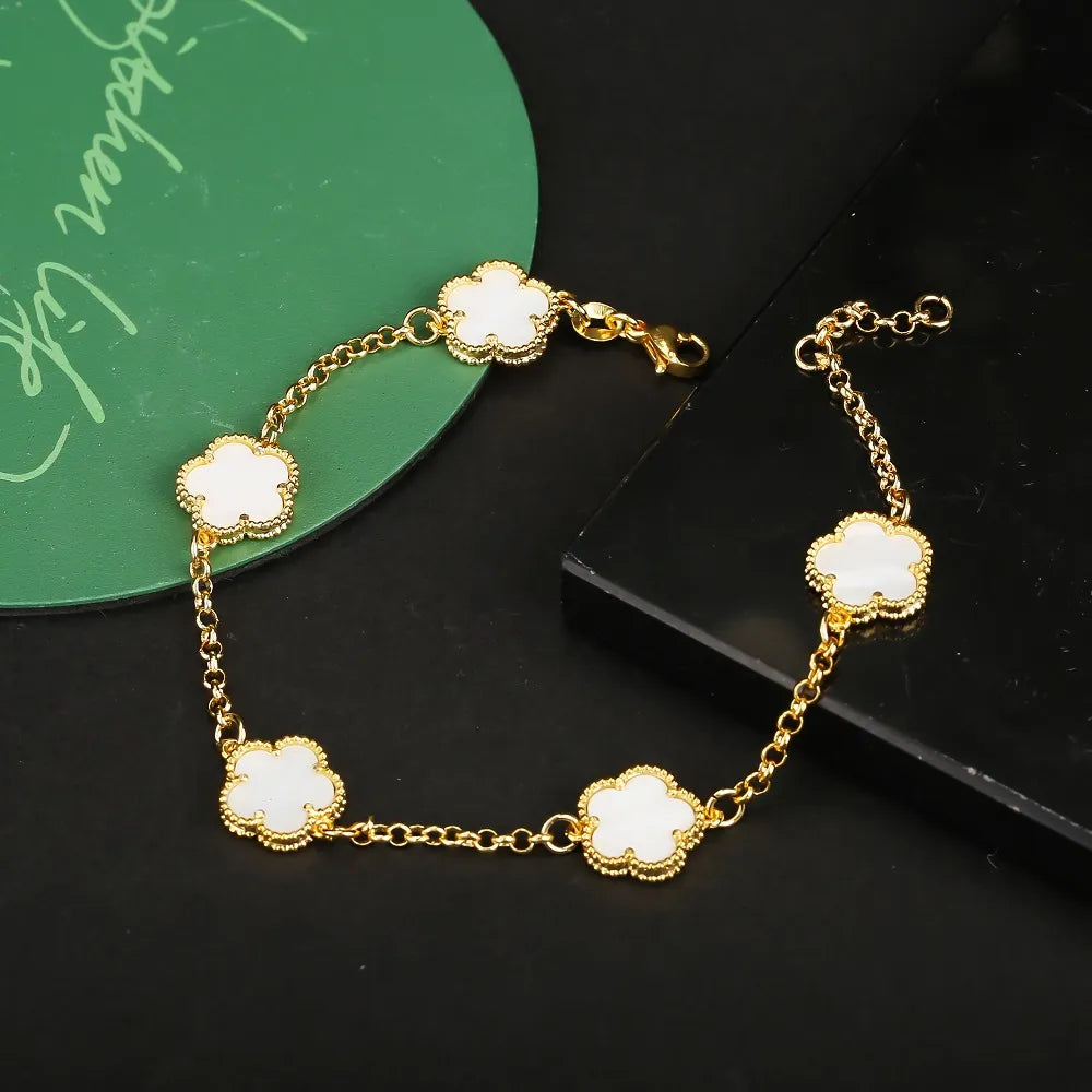 Luxury Green Flower Natural White Shell Flower Stone Bracelet | Ladies Gift High Quality Four Leaf Clover Bracelet Jewellery - Glamour Touch